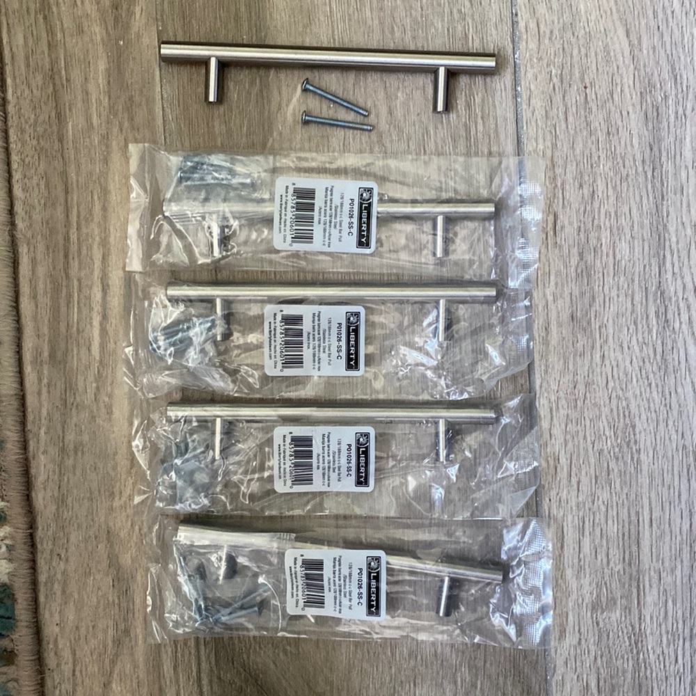 5 Pack Kitchen Pulls. Stainless Steel 128/188mm c-c Steel Bar. BNWT. 30 in total
